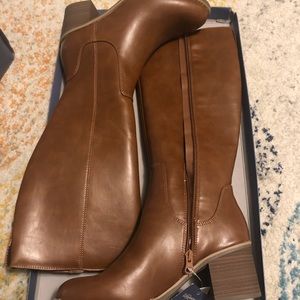 NWT - Universal Threads Good Co. Cognac Riding Heeled Boot